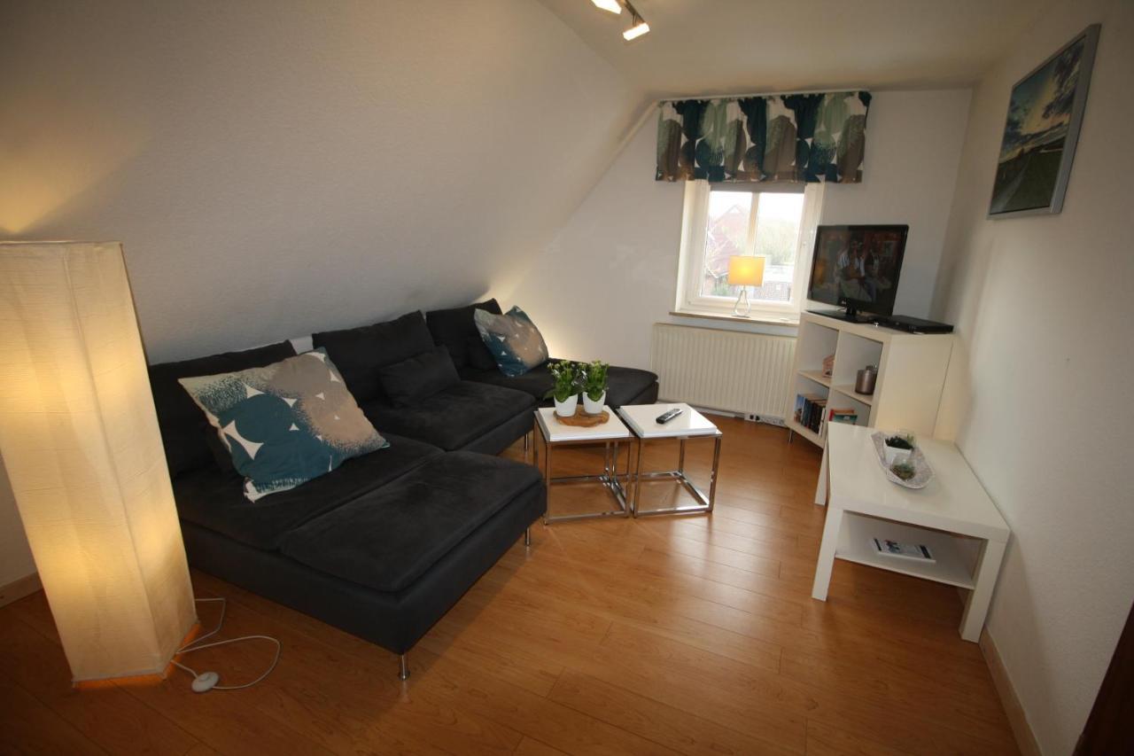 Haus Schilling Apartment Esens Exterior photo