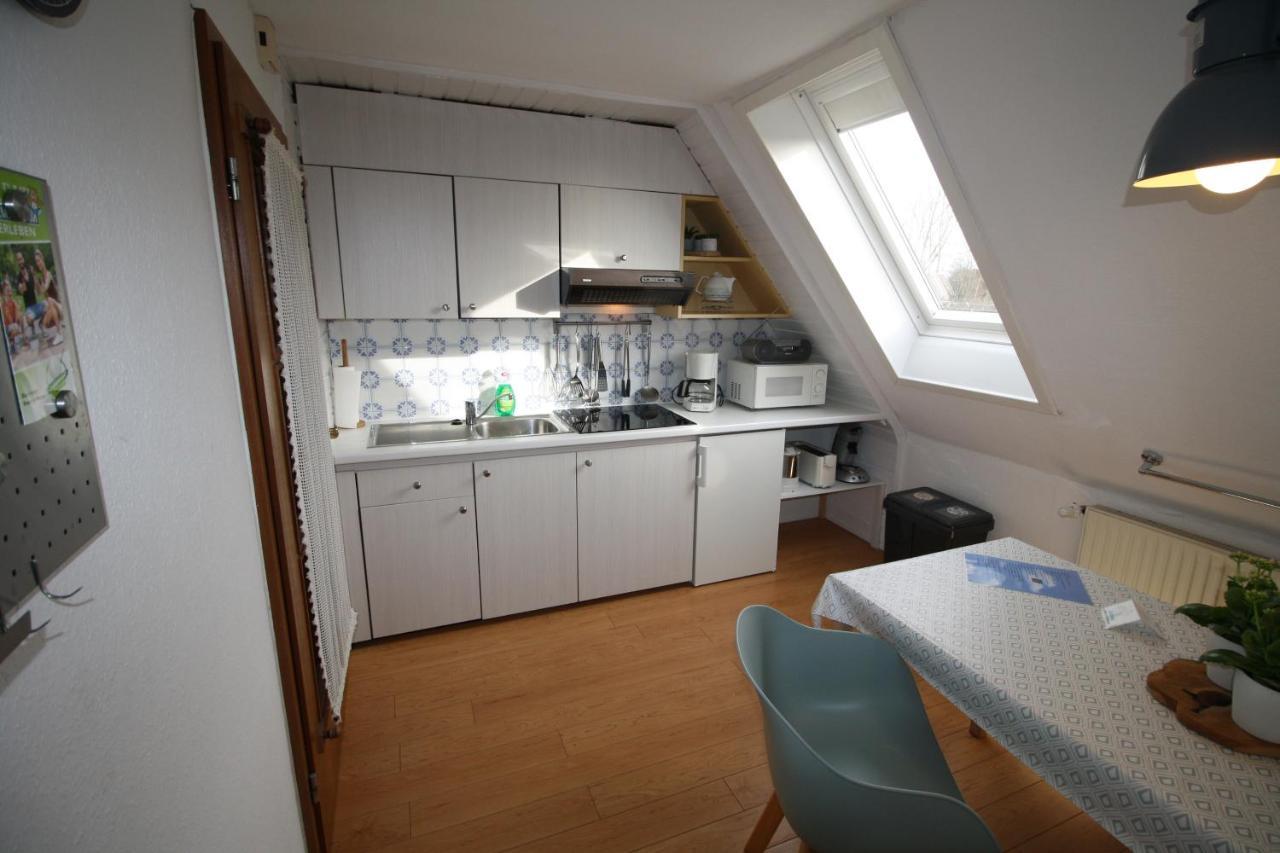 Haus Schilling Apartment Esens Exterior photo