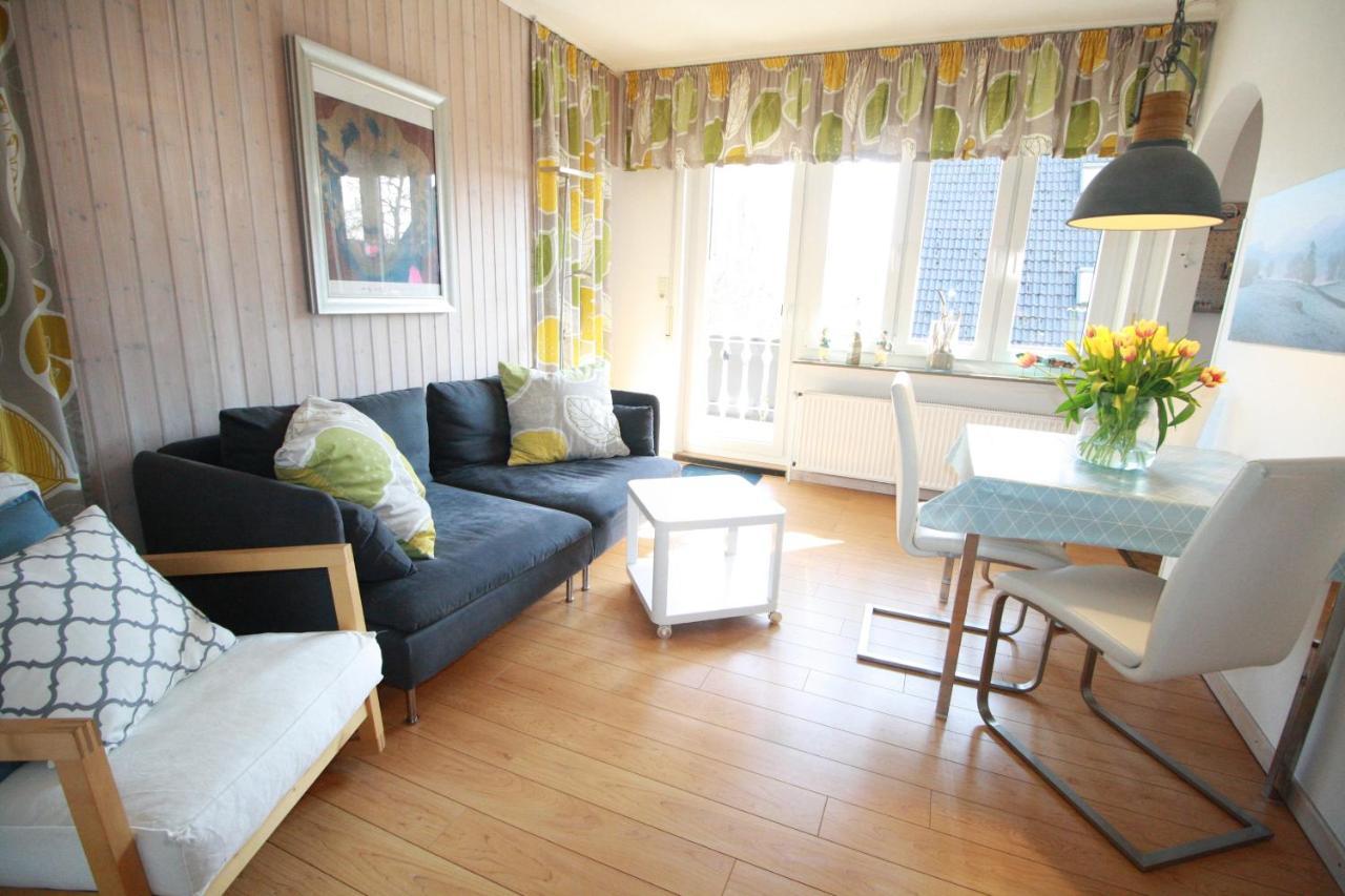 Haus Schilling Apartment Esens Exterior photo
