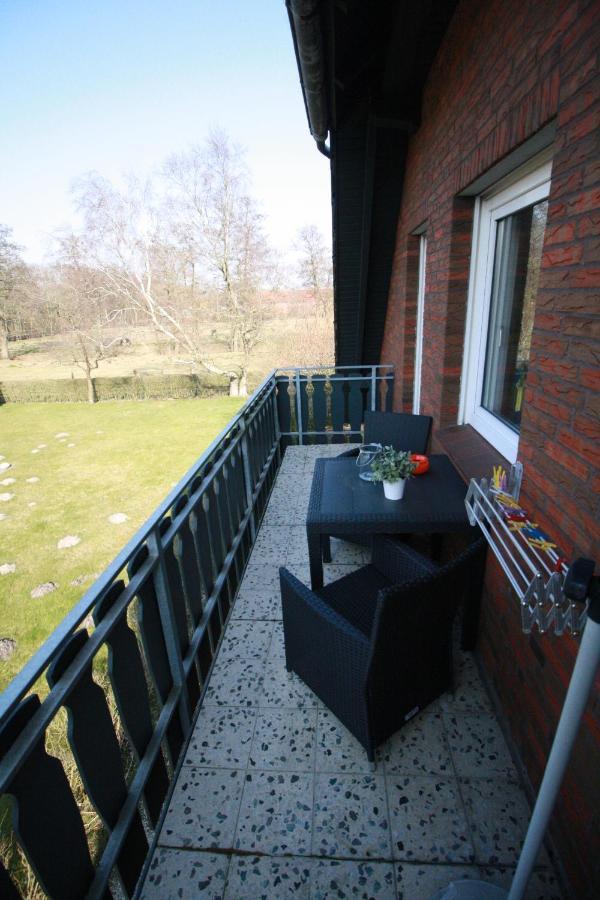 Haus Schilling Apartment Esens Exterior photo